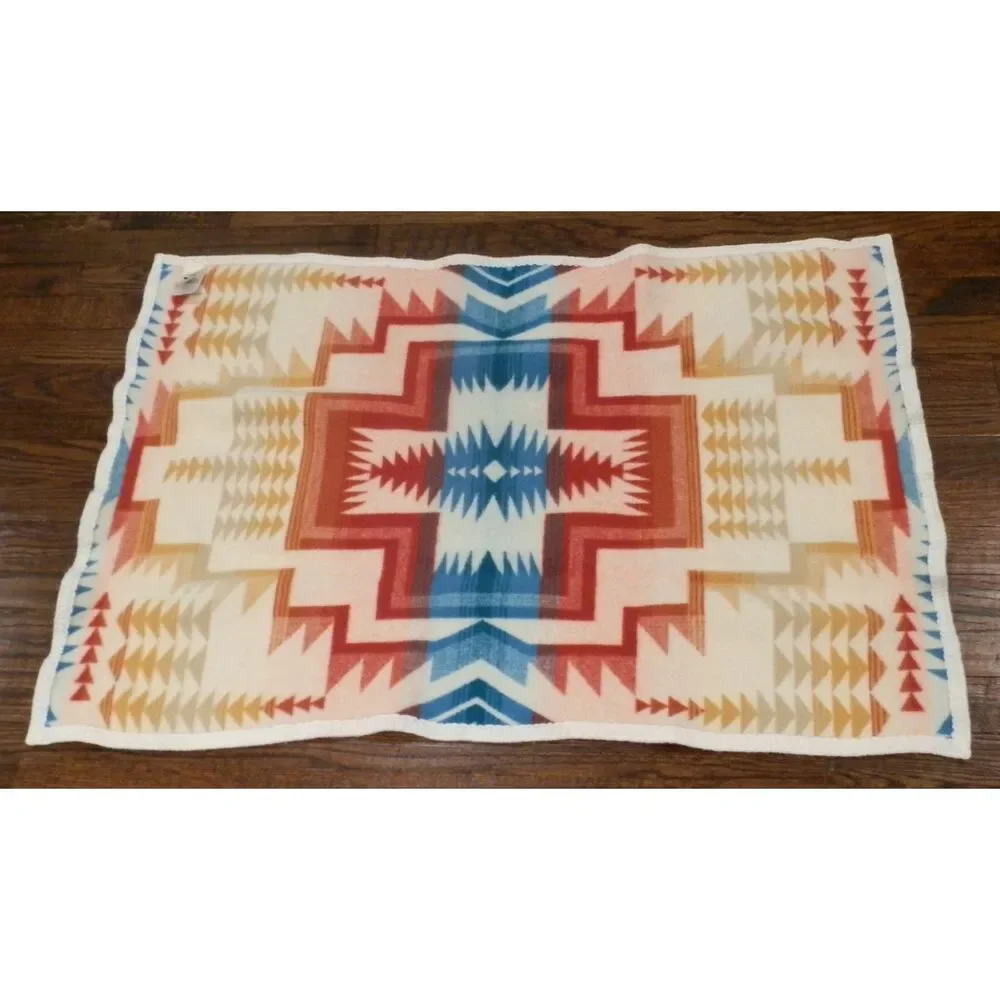 Pendleton Harding Star Ivory Jacquard Crib Blanket
